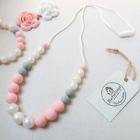 Silikónový dojčiaci náhrdelník Baby pink